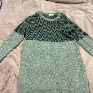 Wilfred free sweater